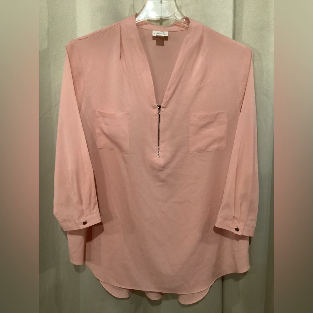 Pink silk blouse, Jacqueline Smith Collection, 3/4 sleeves, zipper front
